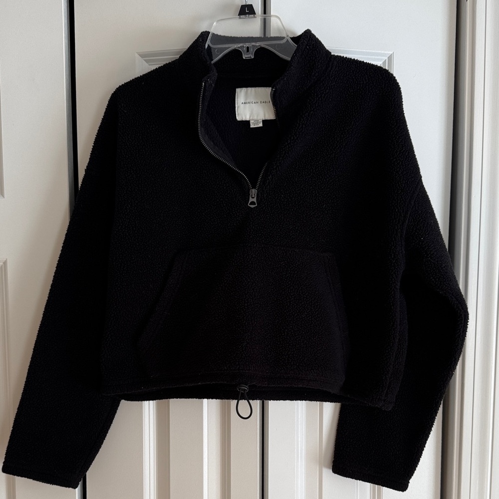 Women’s AE Black Fleece Cropped Jacket